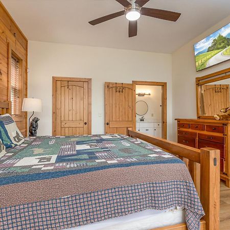 Five Bears Mountain View Lodge 塞维尔维尔 外观 照片