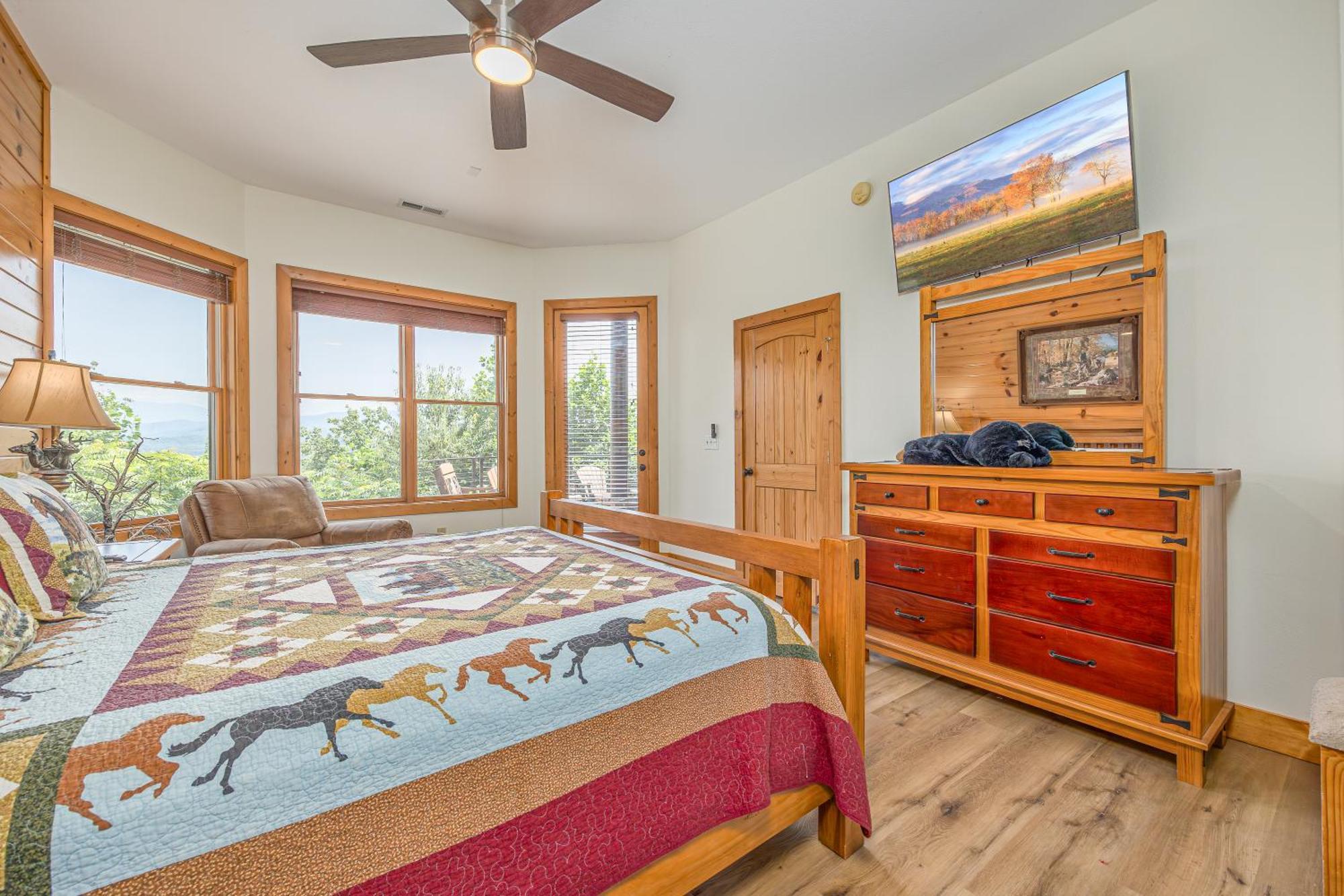 Five Bears Mountain View Lodge 塞维尔维尔 外观 照片