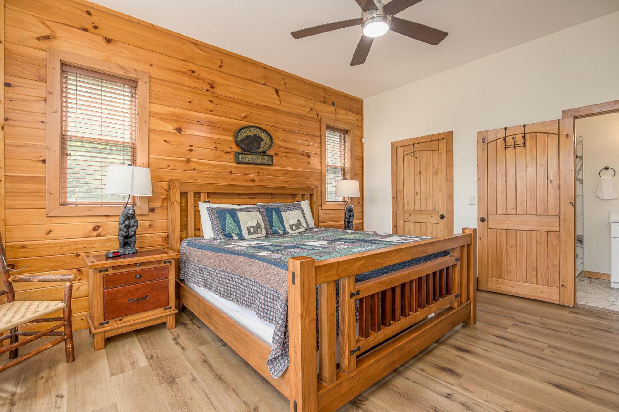 Five Bears Mountain View Lodge 塞维尔维尔 外观 照片
